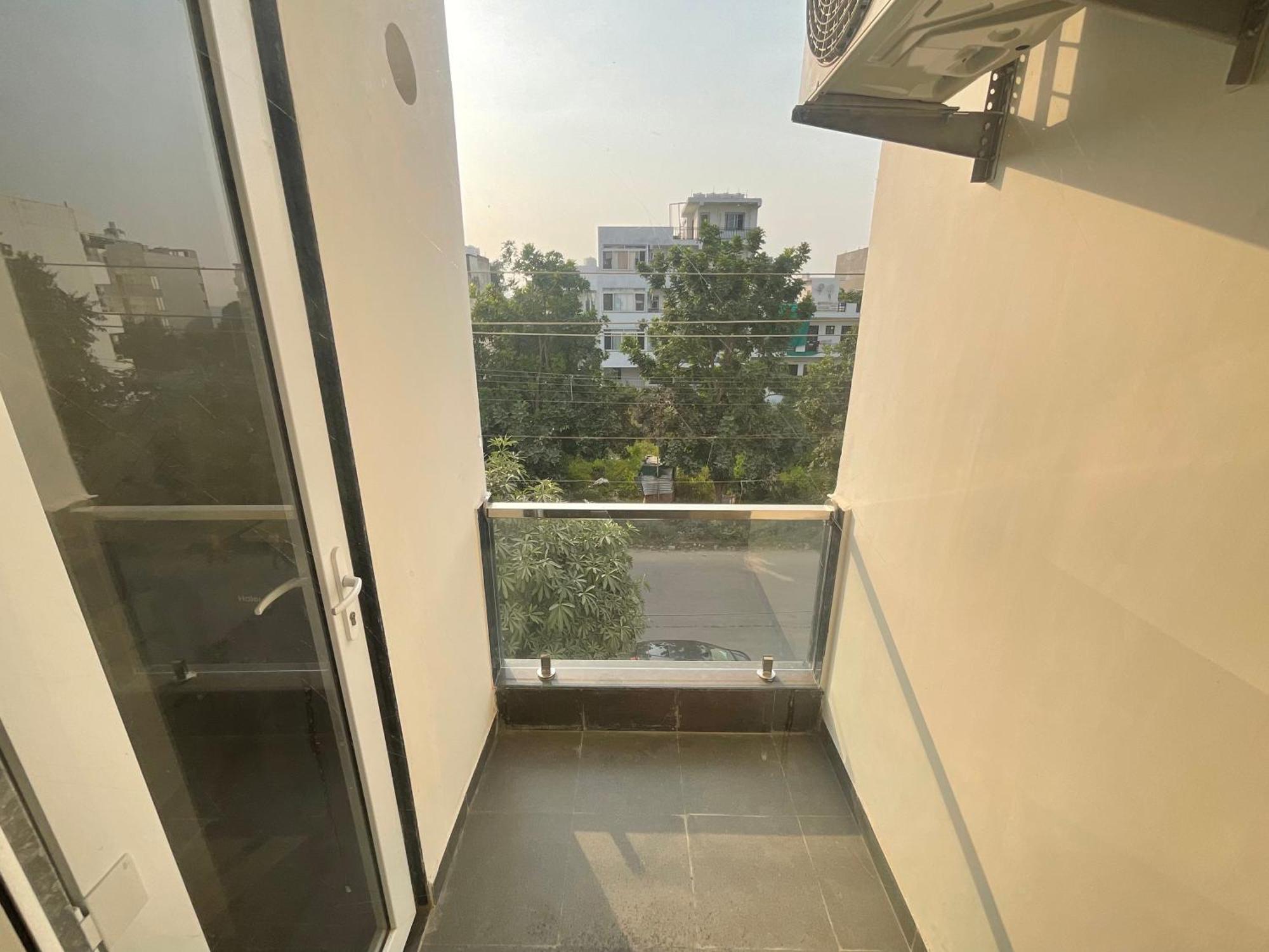 Downtown Studios Gurgaon Exteriör bild