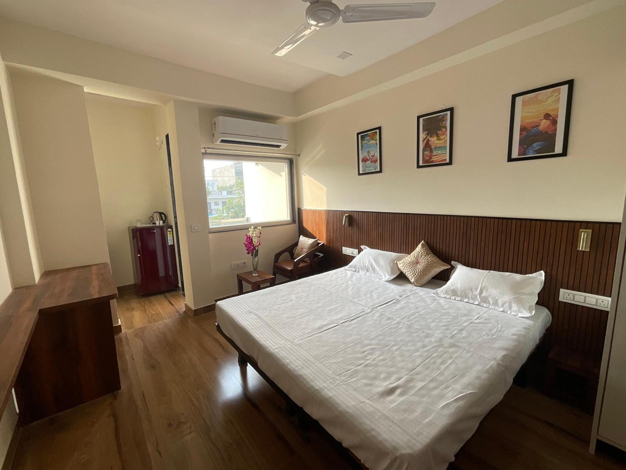 Downtown Studios Gurgaon Exteriör bild