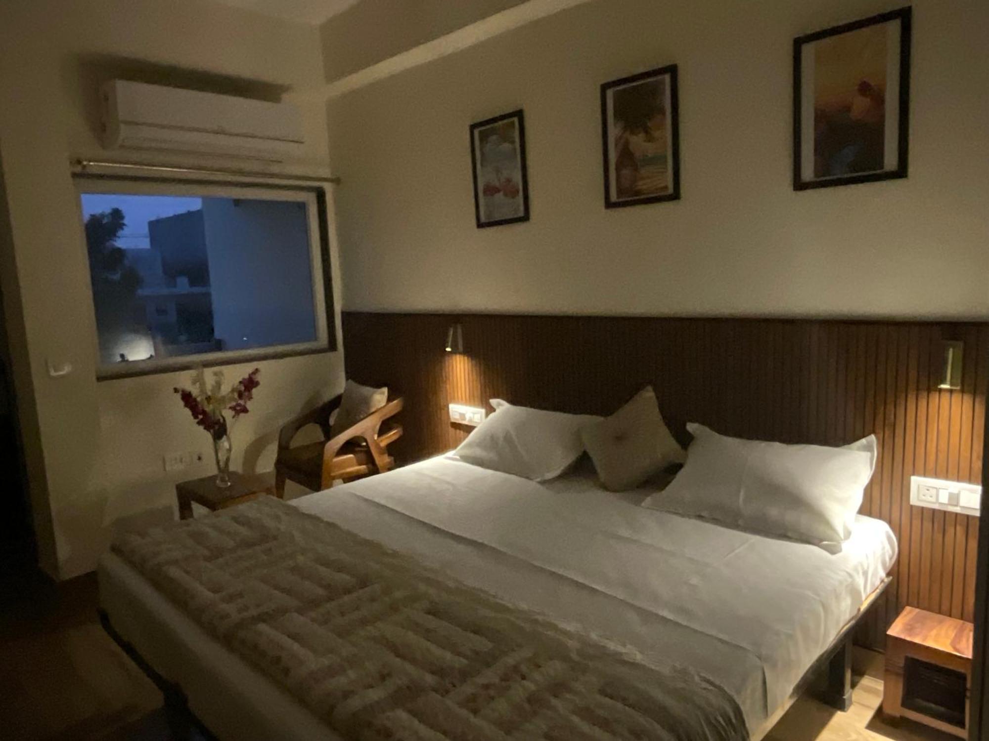 Downtown Studios Gurgaon Exteriör bild